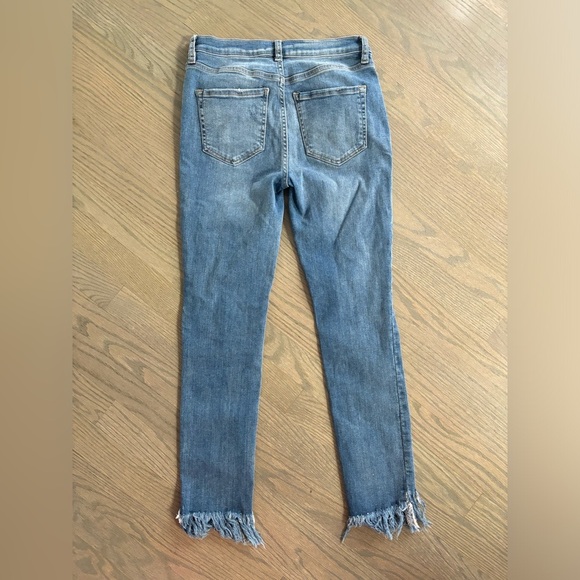 We The Free Great Heights Frayed Skinny Jeans Light Wash size 26 Free People - Picture 4 of 6